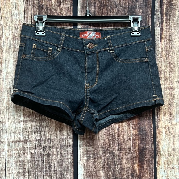 Zecchino Dark Wash Denim Short Shorts - size 7 - Picture 2 of 7